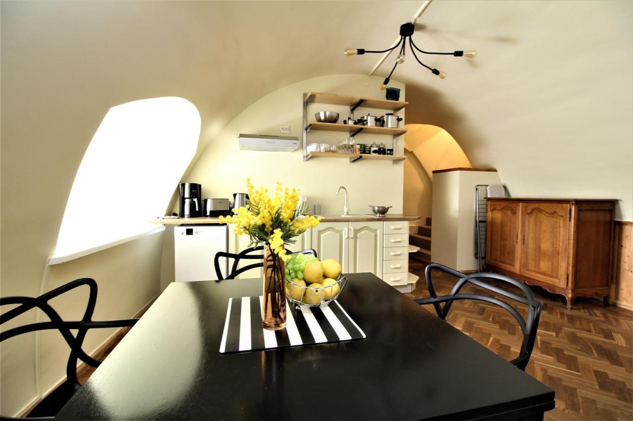 Tallinn City Apartments Kohtu Residence Ngoại thất bức ảnh